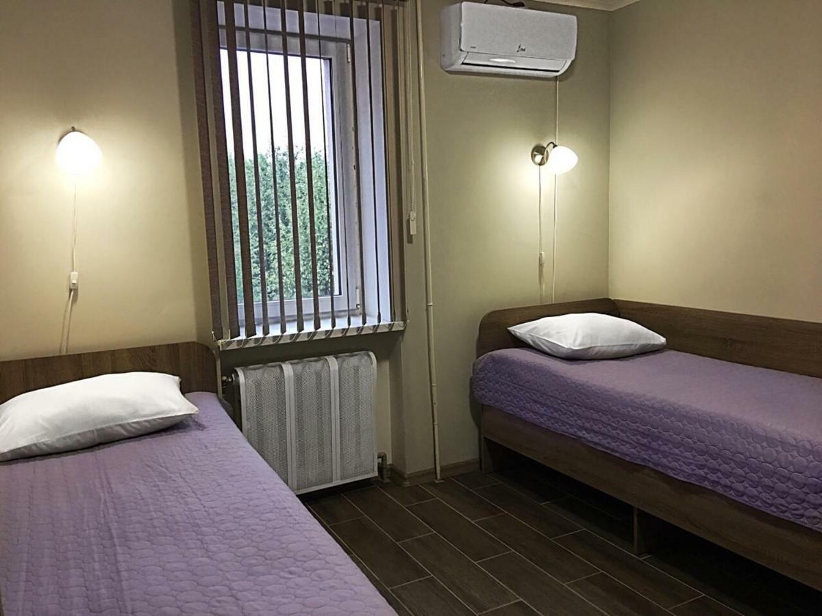Hotel 7Days à Hadiach Extérieur photo